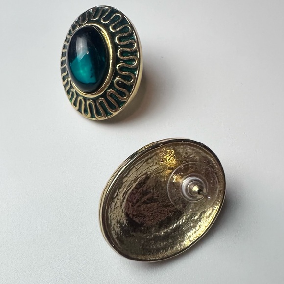 Earrings - Picture 3 of 3